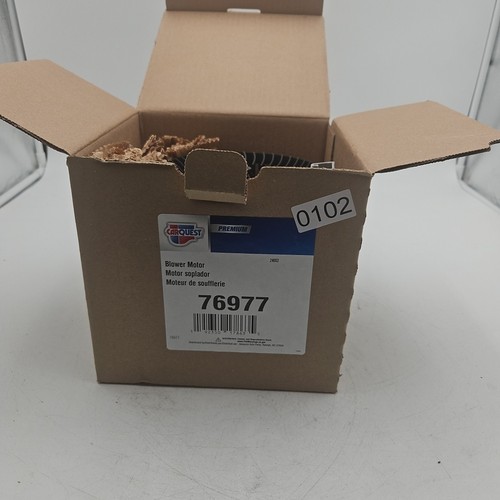 Four Seasons 76977 Flanged Vented CCW Blower Motor w/ Wheel - Picture 1 of 6