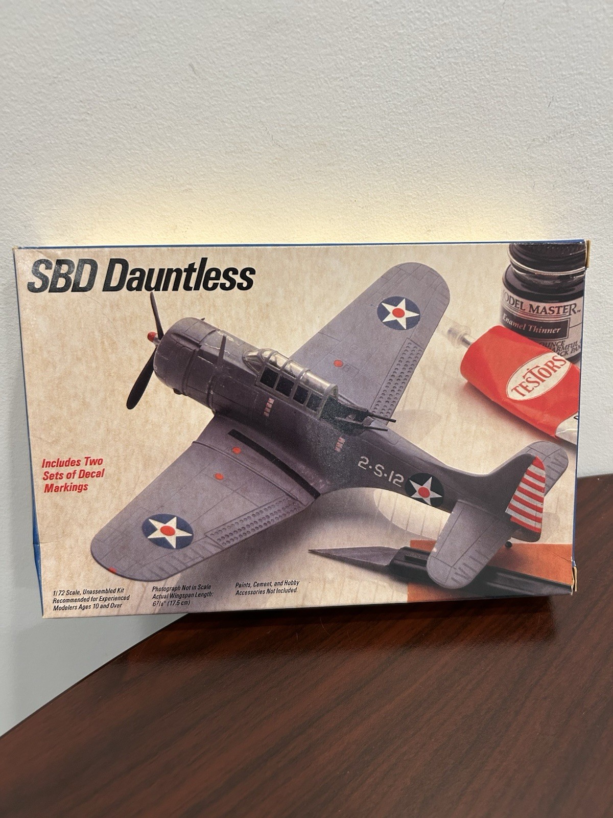 Testors Sbd Dauntless Usn Wwii Pacific Model Kit 172 Scale Factory 