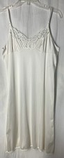 Vassarette Woman  s White Full Body Coverage Slip White Adjustable Straps 24  