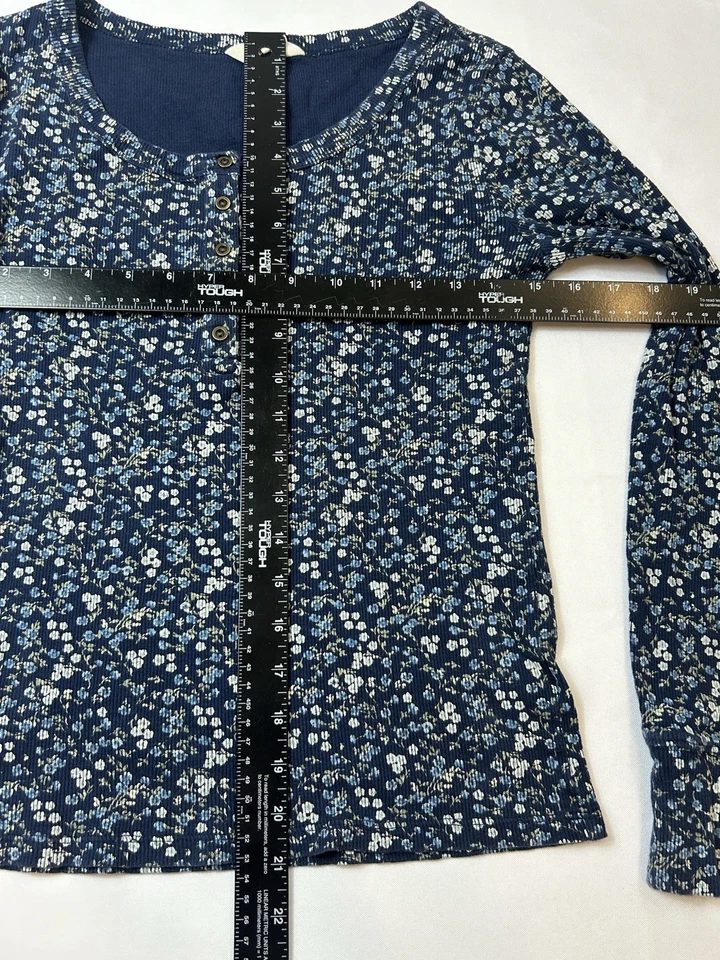 Lucky Brand Floral Waffle Knit Henley Top Womens Medium Blue Long Sleeve Boho - Image 4 of 4