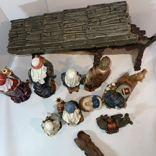 VTG Kirkland Signature Hand Painted Christmas Nativity 11-Piece Set Beautiful! - Picture 12 of 18