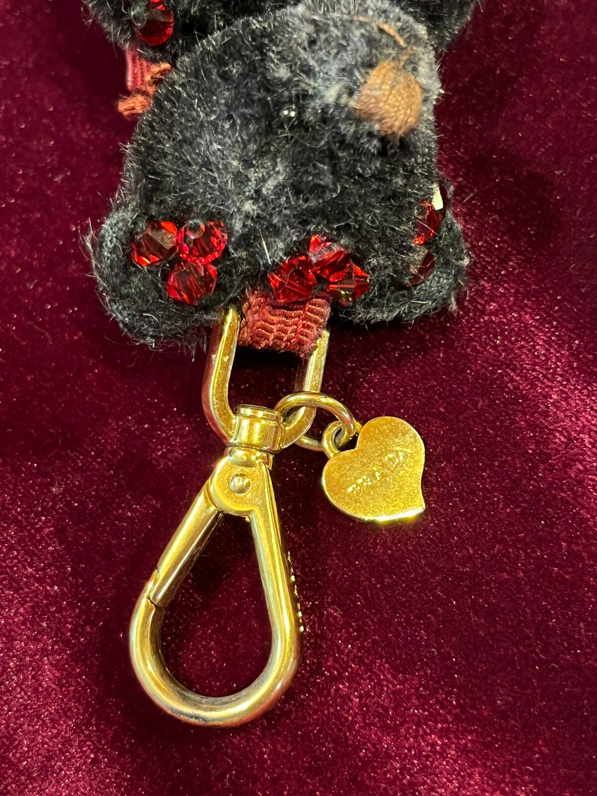 PRADA KEY RING HOLDER BAG CHARM AUTH BEAR BEADS PLATE Heart Black Red F