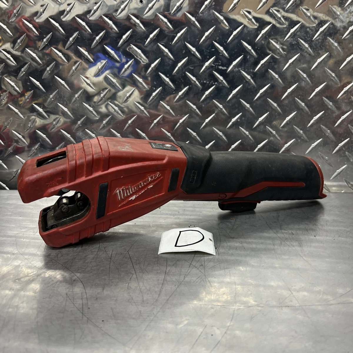 M12 pipe cutter deals