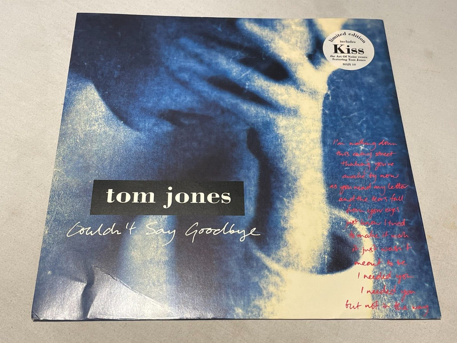 Tom Jones - Couldn't Say Goodbye - Kiss - Vinyl Record 12"" Single - 1991 ROJX 10