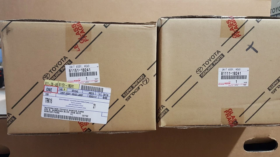 🔥 98 Toyota Supra OEM Headlight Set LH and RH 🔥 - Image 3 of 4