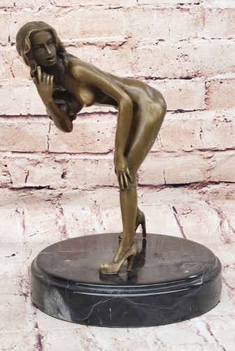 FIRMADO DECO BRONCE ESCULTURA CUBISMO NIÑA DESNUDA ARTE MODERNO ABSTRACTO ESTATUA VENTA - Imagen 4 de 10