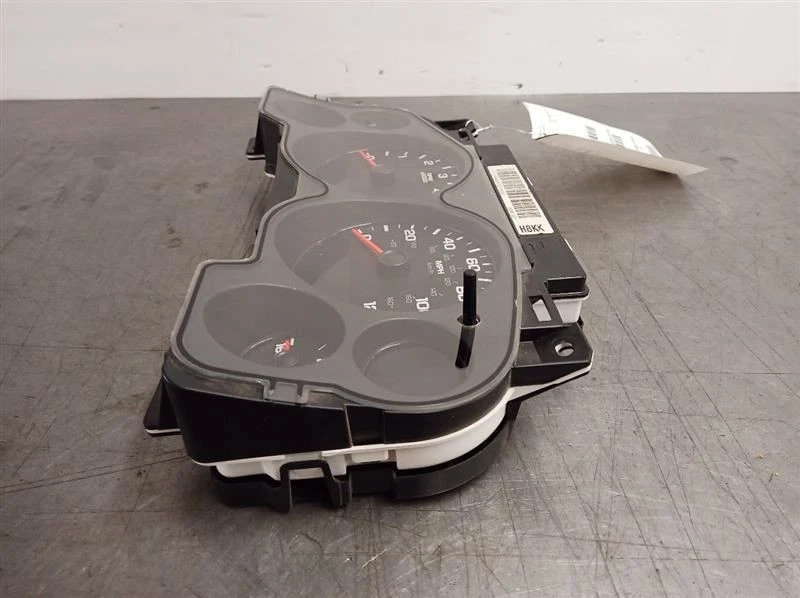 Комплект спидометра 28103104 миль/ч от 2008 Chevrolet Silverado 1500 AT 8501595 - Изображение 4 из 4