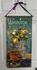 Illuminated Welcome Bee Wall Accent Banner/Sign