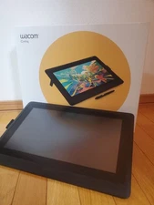 Wacom Cintiq 16 Pen Display Graphics Tablet with Accessories and Box Used