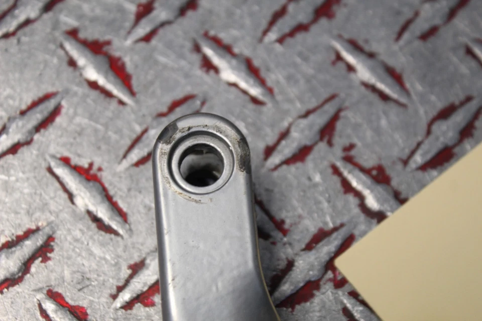 2006 HARLEY DAVIDSON V-ROD VROD LEFT & RIGHT REAR PASSENGER PEG MOUNTS VR28 - Image 3 of 4