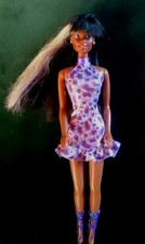 Ältere Barbie von Mattel *  festgeklebter Ko...