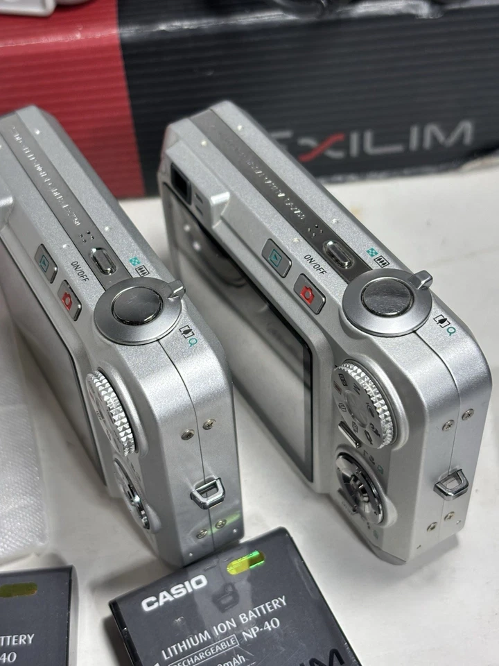 CASIO EXILIM ZOOM EX-Z75 7.2 MEGA PIXELS DIGITAL CAMERA PAIR. Working *READ* - Image 4 of 4