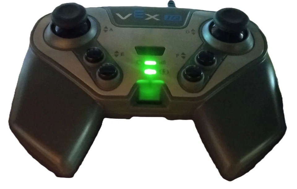 Vex IQ Super Kit 228-2500 COMPLETE SET Motor/Sensor/Brain/Controller 800+ Pieces - Image 2 of 4