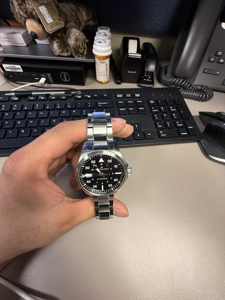 TOTALMENTE NUEVO Reloj Hamilton Caqui Aviación Piloto Automático 36mm Esfera Negra H76215130 Foto 3 de 4