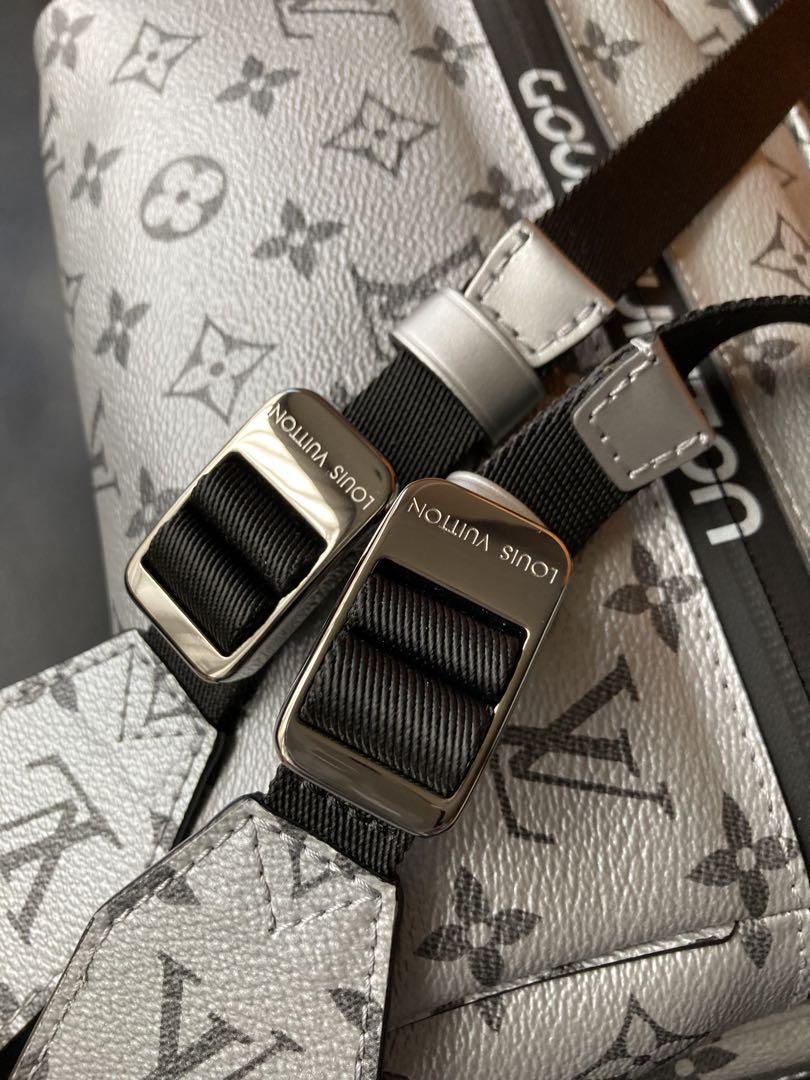 Louis Vuitton Messenger PM Bag Crossbody M43859 Silver Purse Louis Vuitton Messenger PM Bag Crossbody M43859 Silver Purse