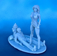 Killer Girl Resin Tabletop Miniature. Toy Soldiers 40 Action Figures