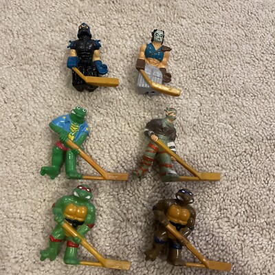 Remco TMNT Turtles 1990 Sewer Hockey Shredder Casey Gengis Rat Raphael Donatello