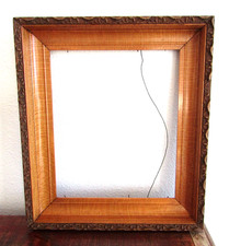 ANTIQUE TIGER MAPLE DEEP PICTURE FRAME WITH COMPOSITE DESIGN 15.5 "x 13.5 "