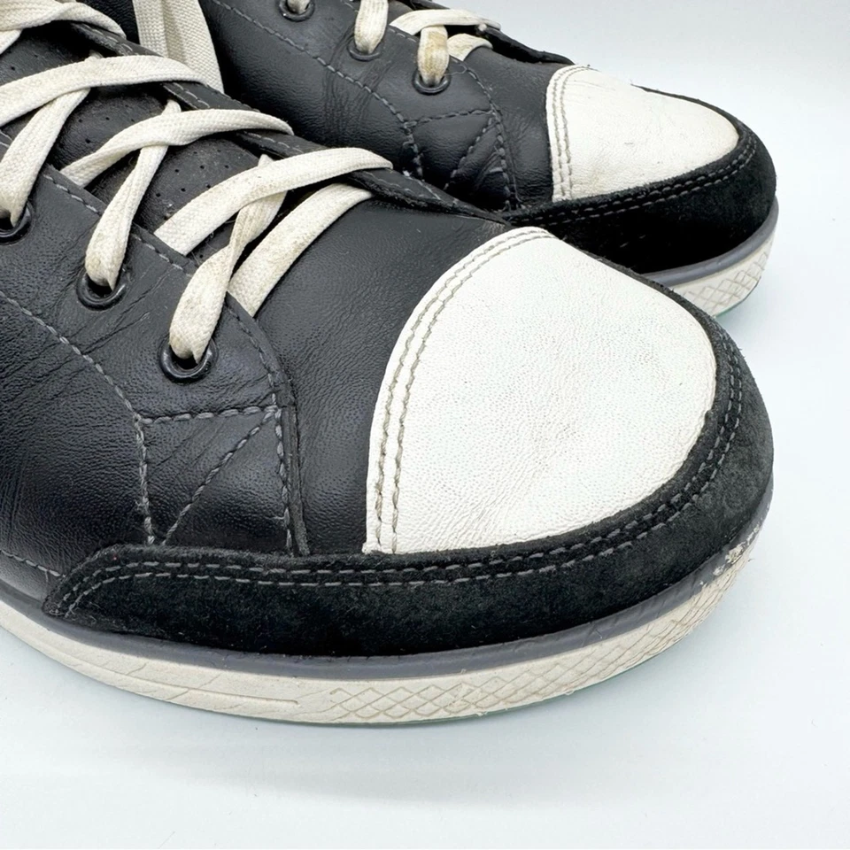 Zapatos de golf Crocs Hank Haney de cuero sin clavos negros/blancos/azules 15099 para hombre talla 10 Foto 3 de 4