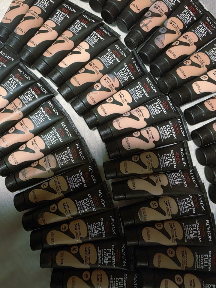 Матовая основа под макияж Revlon Colorstay Full Cover 1,0 жидкой унции/30 мл новая упаковка; выбирайте! - Изображение 2 из 3