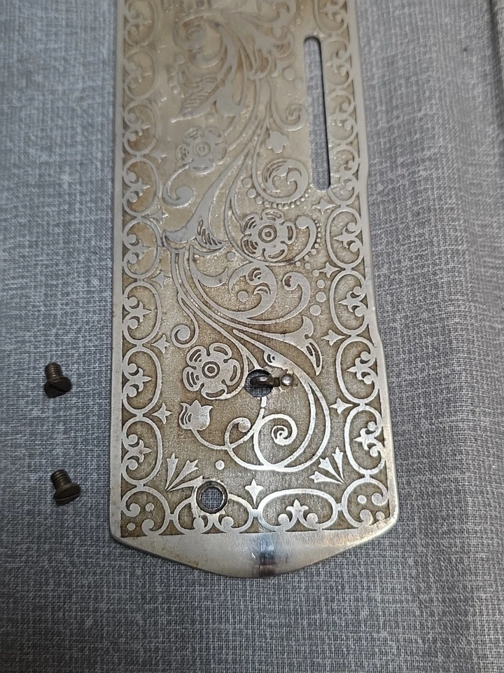 Ant. 1901 Singer Machine Sewing Machine Model 27 Face Plate With Screws - Image 4 of 4