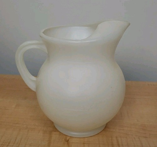 Vintage 1980s Kool-Aid Man 2 Quart White Hard Plastic Pitcher Smiling Face - Imagen 5 de 14