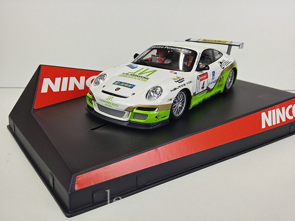 "Slot Car Scalextric Ninco 50464 Porsche 997 \"Vallejo\" Rally Rias Baixas Redcom"-image