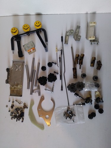 Parts lot Tamiya Toyota Hilux 4wd Truck 58028 4x4 rc Blazing Blazer hubs joints