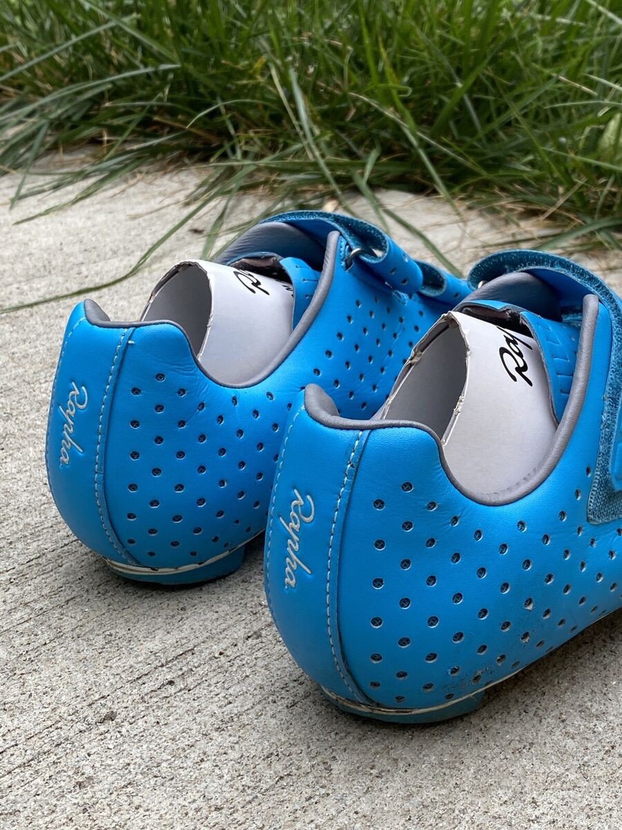 Rapha Climber's Road Cycling Shoe in Blue w/ Giro Soles 43.5 Rapha Climber's Road Cycling Shoe in Blue w/ Giro Soles 43.5