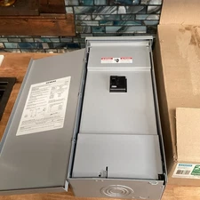 Siemens W0202MB1200CU 200 Amp Outdoor Circuit Breaker Enclosure NEMA Type 3R Box