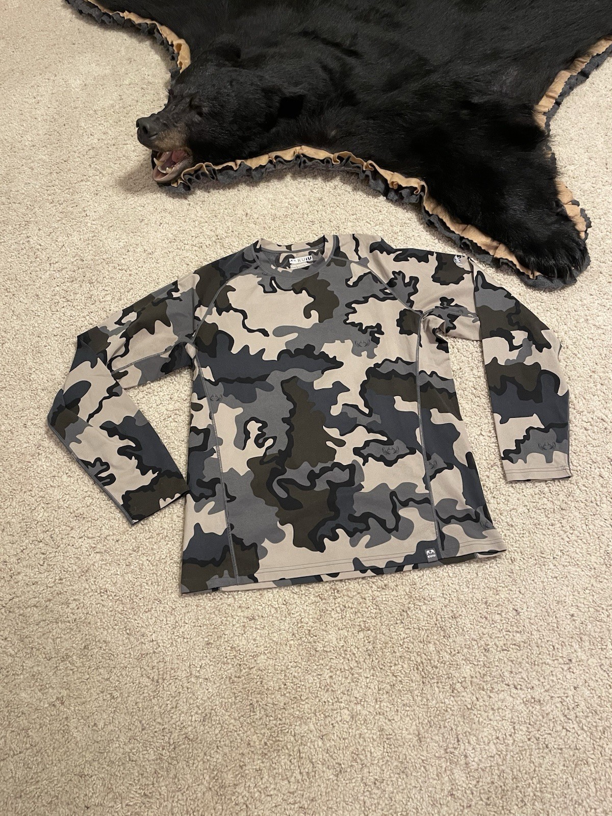Picture 1 of 2