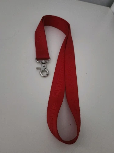 Porte clés lanière nylon SS16 Supreme rouge
