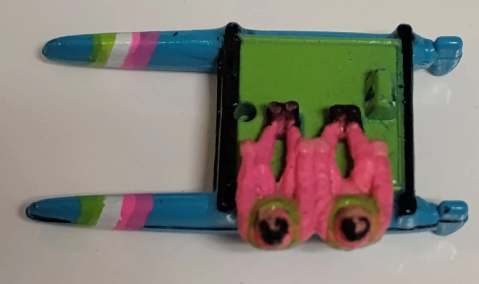 Винтажные Galoob Micro Machines Виндсерфер Лодка - Изображение 2 из 2