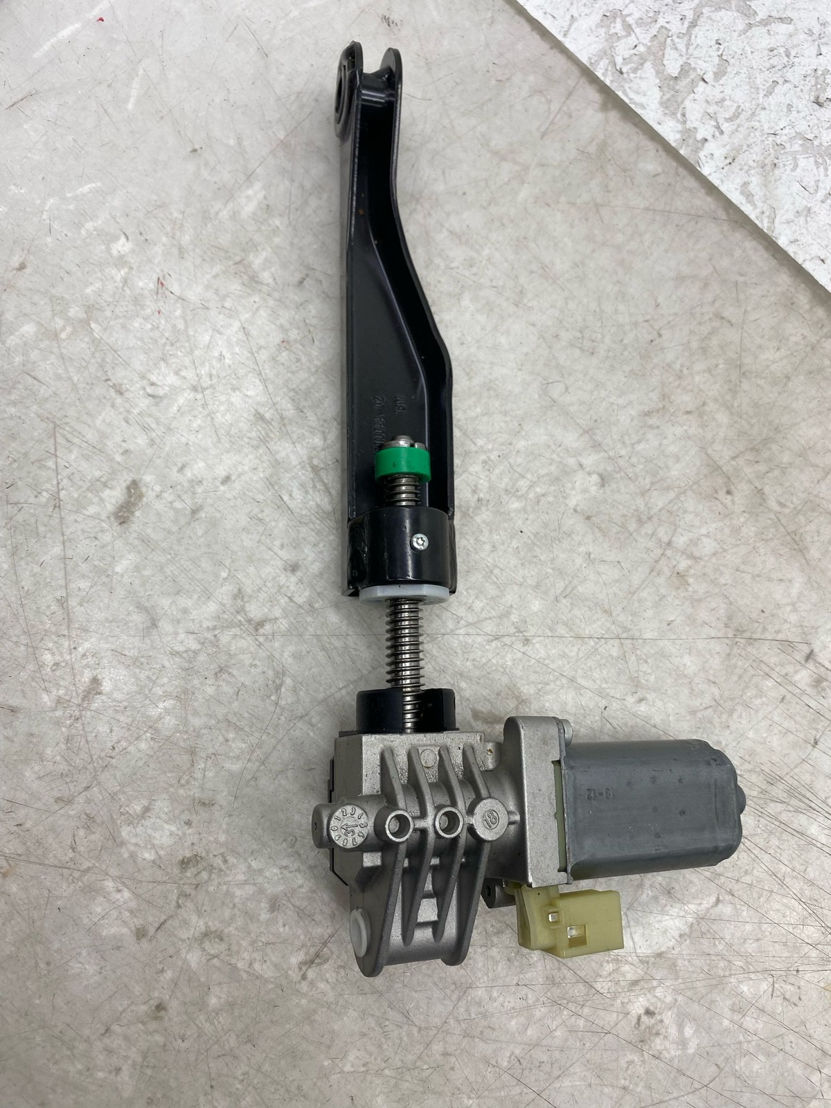 2019-2023 ASTON MARTIN VANTAGE OEM FRONT RIGHT SEAT ADJUSTMENT MOTOR SET OF 4