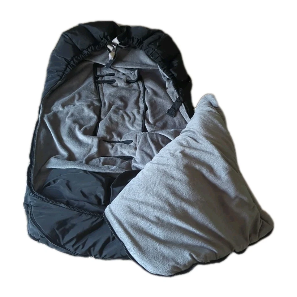 JJ Cole Winter Baby Car Seat Cover Gray and Black - Image 3 of 3