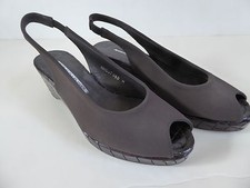NEW - DONALD J PLINER - BROWN PEEP TOE PLATFORM SLING BACK SIZE 6M - RETAIL 270