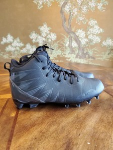 boys high top baseball cleats