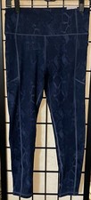 NWT VICTORIA' S SECRET 4 10 BLUE PYTHON 7/8 LENGTH INCREDIBLE ESSENTIAL LEGGINGS