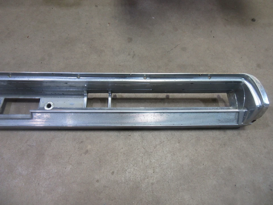 Pontiac Catalina Safari 1962 tablero interior cromo bisel envolvente moldura  Foto 2 de 4