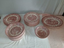 34 Teiliges Essservice England Rosa  unbenutzt