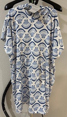 NWT Marlo Lorenz Throwzy Ultra Soft Wearable Poncho Coverup O/S Seashells Shells