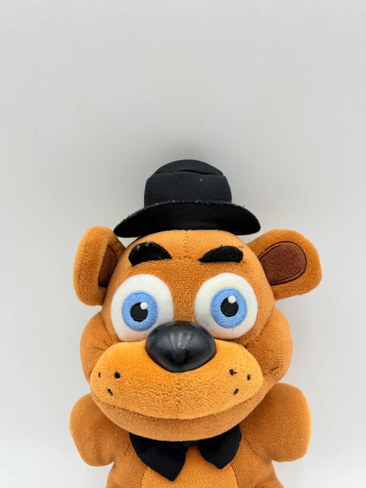 Funko FNAF Fazbear Peluche Five Nights at Freddys Cawthon Tush Etiqueta 2016 - 8" Foto 2 de 4