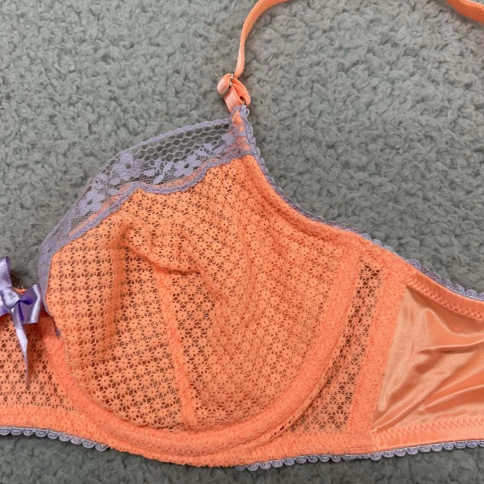 Sujetador Victoria Secret 34C Demi muy sexy sin forro Demi Foto 4 de 4