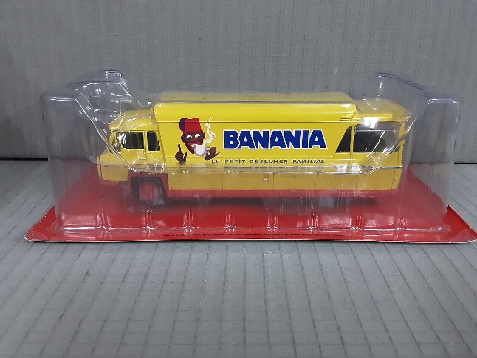 Camion Berliet ALM WPK Banania miniature 1/43 Ixo de collection haute finition