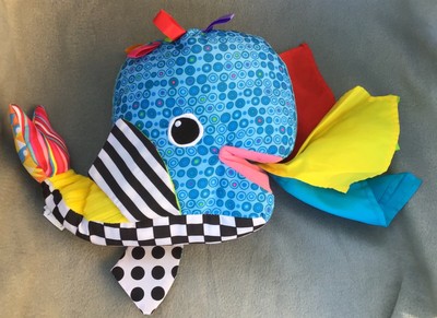 lamaze franky the hanky whale