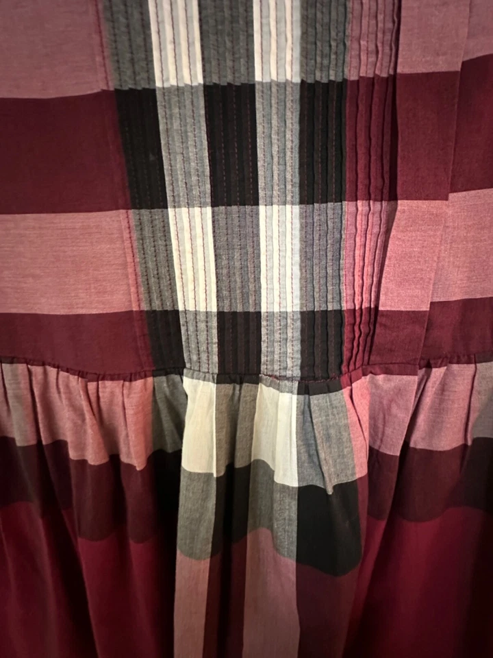 Vestido Burberry 100 % auténtico a cuadros borgoña para niñas talla 10 años/140 cm Foto 4 de 4