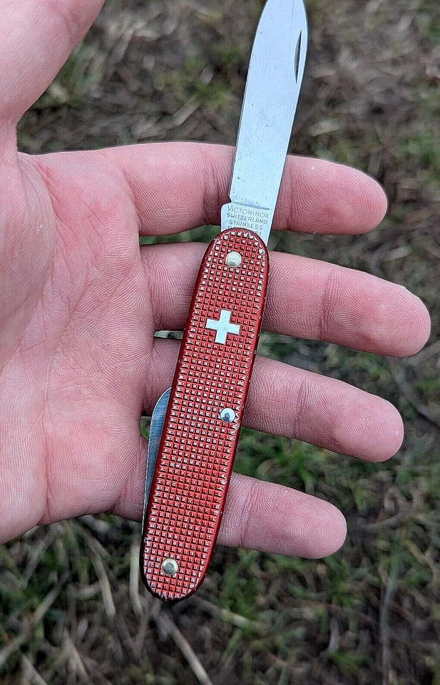 Victorinox Elinox. Navaja militar suiza roja Victorinox Alox antigua Foto 3 de 4