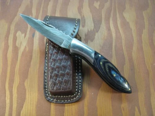 Mango de acero inoxidable Damascus personalizado modernos de colección y cuchillos plegables hechos a mano