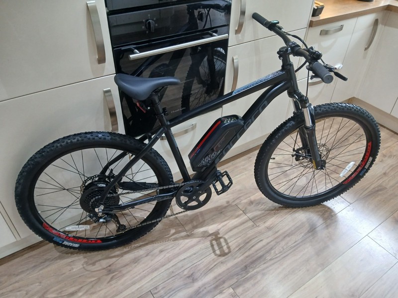 Carrera Vengeance MTB - 6 mth old Halfords warranty - Medium Frame