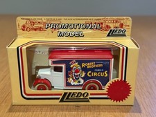 Lledo Diecast LP16073. Dennis Parcels Van, Robert Brothers Circus